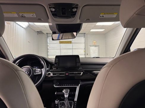 Used 2021 Kia Seltos EX AWD/4WD image 19