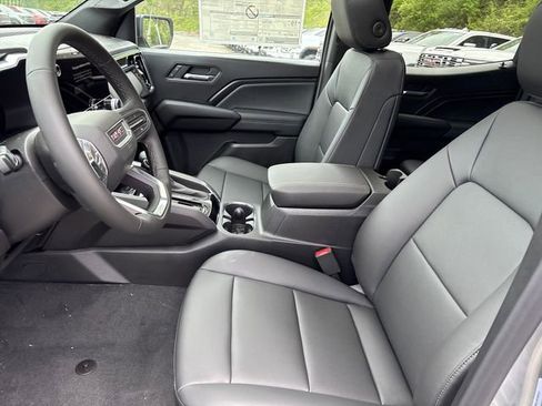 New 2026 GMC Canyon Elevation AWD/4WD image 4