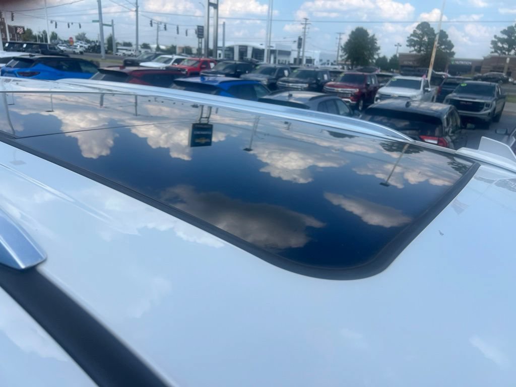 Used 2021 GMC Yukon Denali w/ Denali Ultimate Package RWD image 22