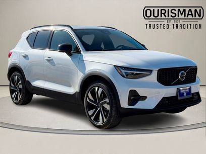 New 2026 Volvo XC40 B5 Ultra w/ Protection Package Premier