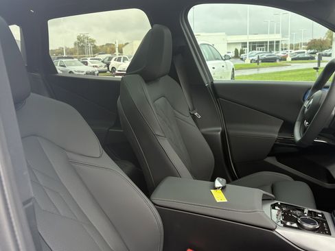 Used 2026 BMW X3 xDrive30 w/ Premium Package image 33