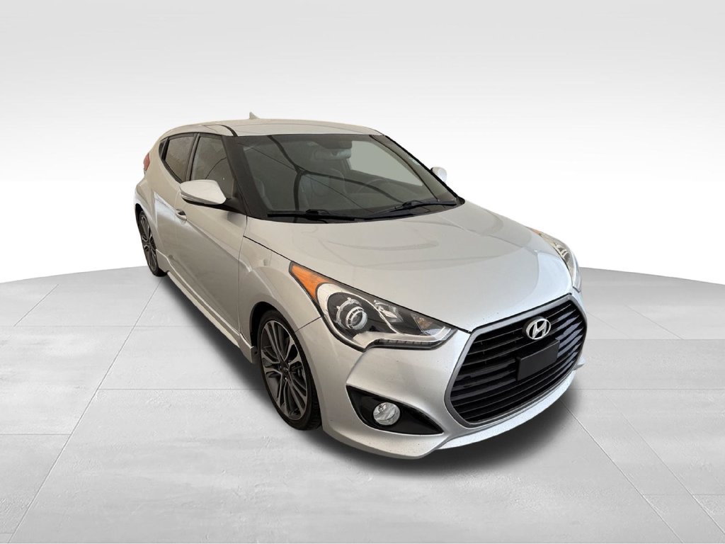 Used 2016 Hyundai Veloster Turbo FWD image 4