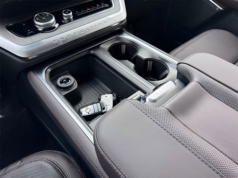 New 2026 Ford Expedition Max Platinum w/ Platinum Ultimate Package image 20