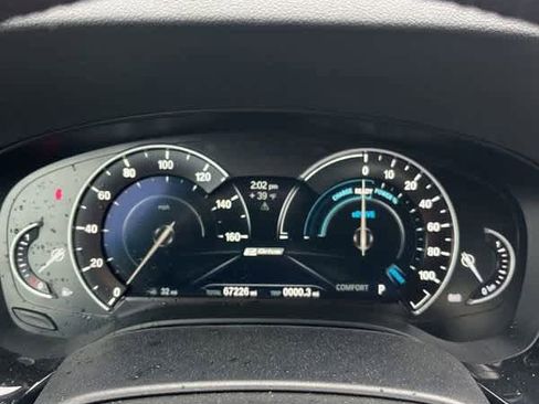 Used 2018 BMW 530e xDrive image 11