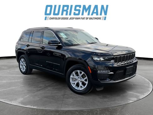 Used 2023 Jeep Grand Cherokee Limited w/ Luxury Tech Group II image 1