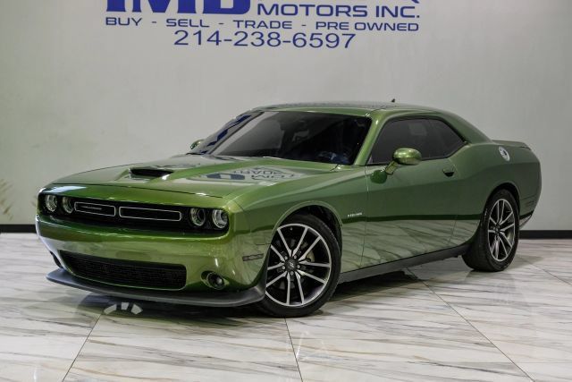 Used 2022 Dodge Challenger R/T w/ Plus Package RWD image 2