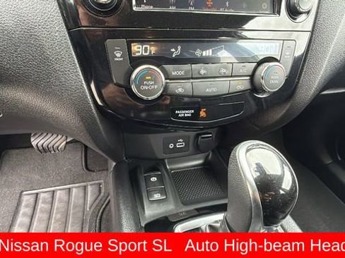 Used 2022 Nissan Rogue Sport SL w/ Premium Package image 14