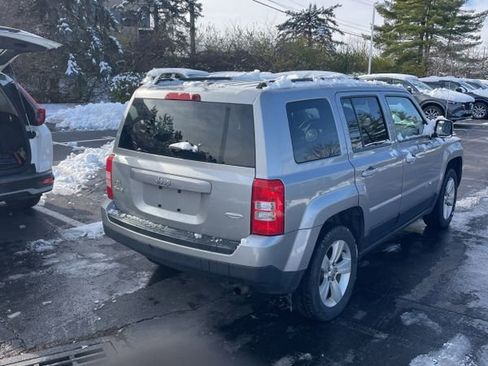 Used 2015 Jeep Patriot Latitude image 7