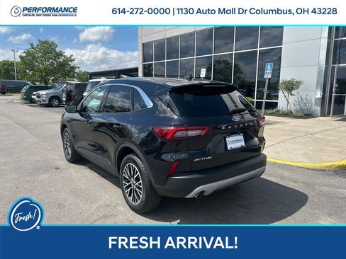 Used 2023 Ford Escape Active w/ Tech Pack #1 AWD/4WD image 7