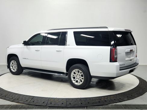 Used 2019 GMC Yukon XL SLT w/ Open Road Package image 5