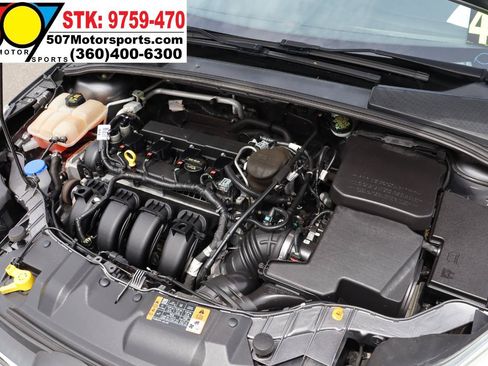 Used 2014 Ford Focus SE w/ Equipment Group 201A FWD image 17