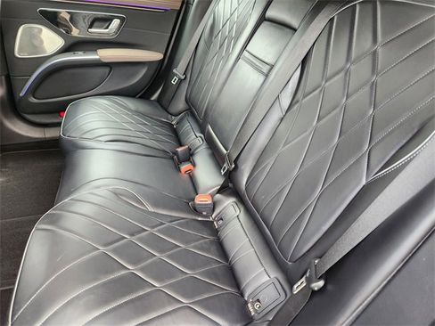 Certified 2023 Mercedes-Benz EQS 580 4MATIC Sedan image 13