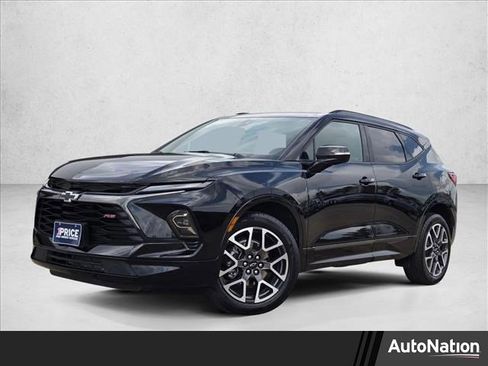 Used 2025 Chevrolet Blazer RS image 1