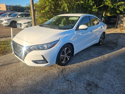 Used 2021 Nissan Sentra SV FWD image 1