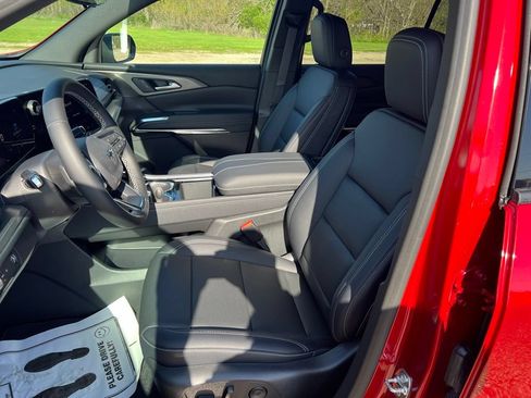 New 2026 Chevrolet Traverse LT FWD image 27