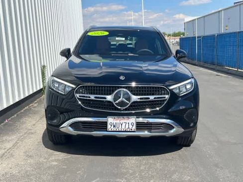 Used 2026 Mercedes-Benz GLC 300 image 2