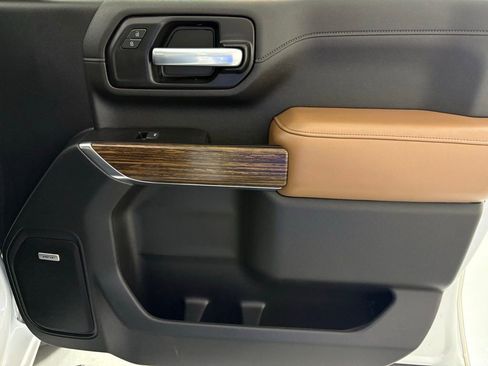 Used 2021 Chevrolet Silverado 2500 High Country w/ Z71 Off-Road Package image 53