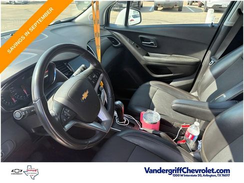 Used 2021 Chevrolet Trax LT w/ Sport Edition AWD/4WD image 15