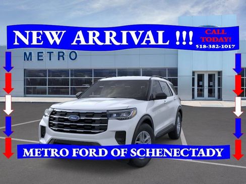 New 2026 Ford Explorer Active image 3
