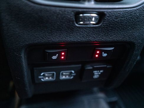 Used 2022 Jeep Cherokee Limited w/ Elite Package image 37