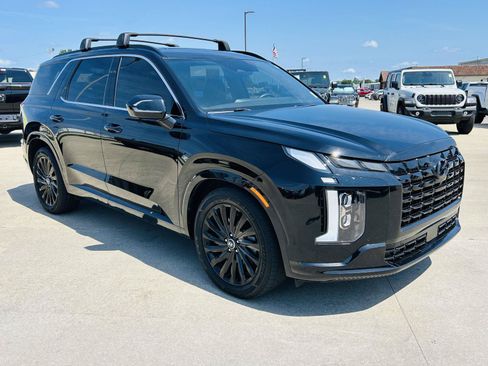Used 2024 Hyundai Palisade Calligraphy AWD/4WD image 2