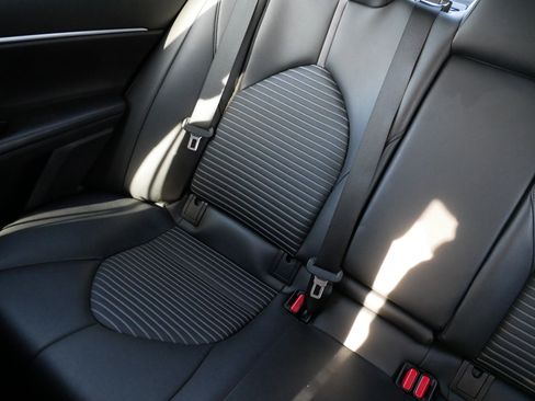 Certified 2023 Toyota Camry SE image 12