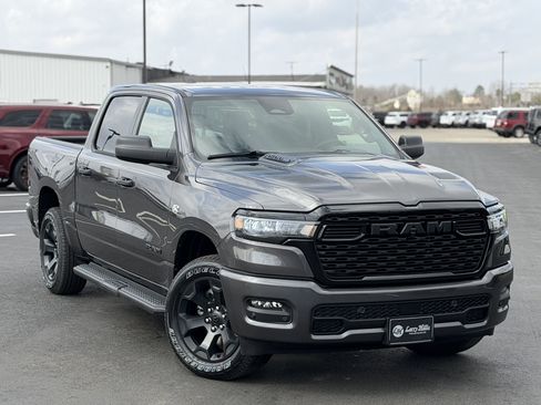 New 2026 RAM 1500 Express AWD/4WD image 4
