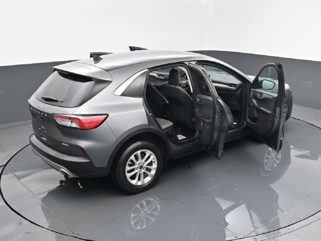 Used 2022 Ford Escape SE w/ Cold Weather Package AWD/4WD image 26