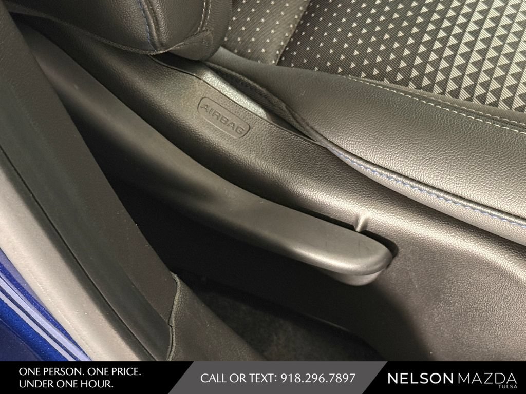 Used 2024 Chevrolet Trax LT w/ LT Convenience Package FWD image 41