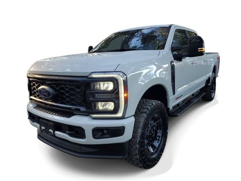 Used 2024 Ford F250 Lariat w/ Sport Appearance Package AWD/4WD image 2