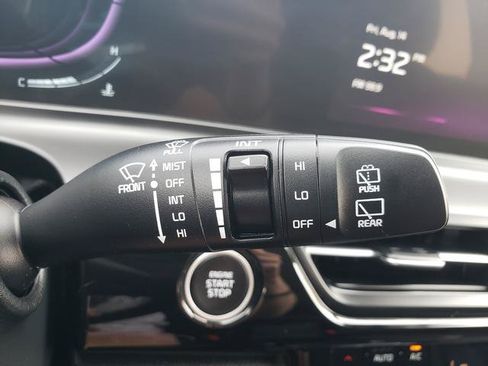 Used 2025 Kia Seltos S AWD/4WD image 27