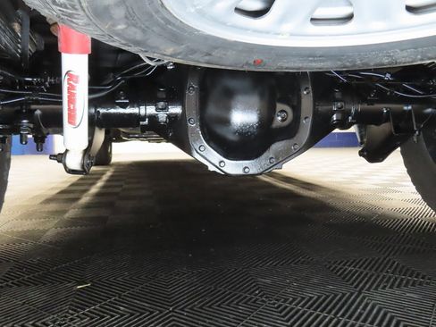 Used 2025 GMC Sierra 3500 Denali w/ Denali Reserve Package image 9