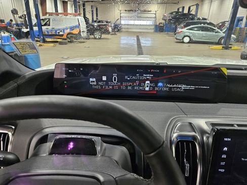 New 2025 Ford Expedition Max Platinum w/ Stealth Performance Package image 32