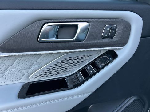 New 2026 Ford Explorer Platinum w/ LUX Leather Package image 27