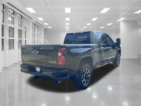 Used 2023 Chevrolet Silverado 2500 High Country AWD/4WD image 5