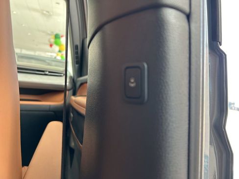 New 2025 Volkswagen ID. Buzz Pro S image 41