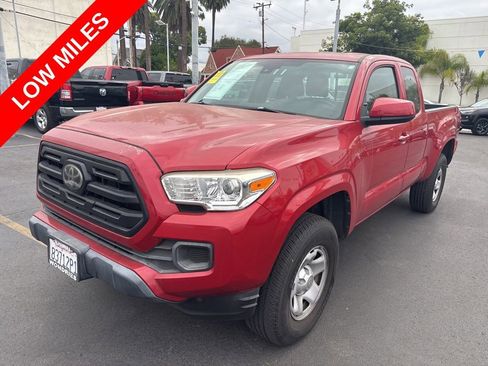 Used 2018 Toyota Tacoma SR w/ SR Convenience Package RWD image 10