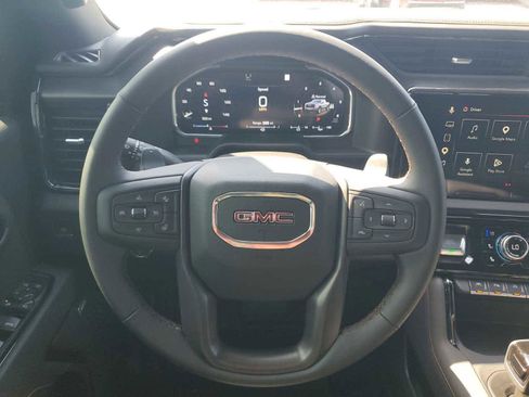 Used 2026 GMC Sierra 1500 AT4 w/ Technology Package AWD/4WD image 11