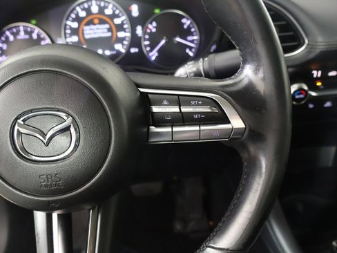 Used 2022 MAZDA MAZDA3 s image 39