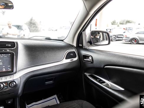 Used 2012 Dodge Journey SXT w/ Sound Group image 39