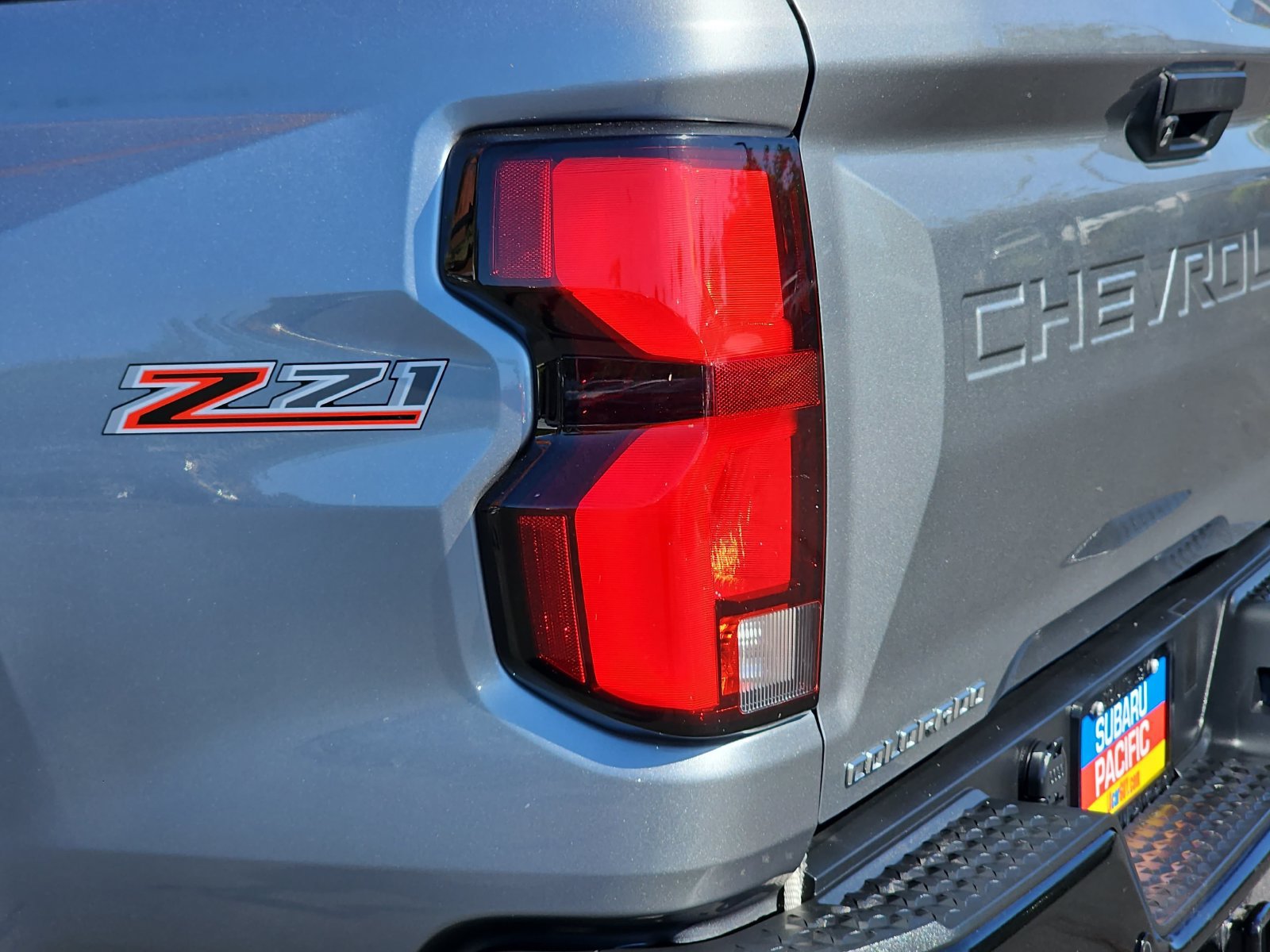 Used 2024 Chevrolet Colorado Z71 w/ Advanced Trailering Package AWD/4WD image 35