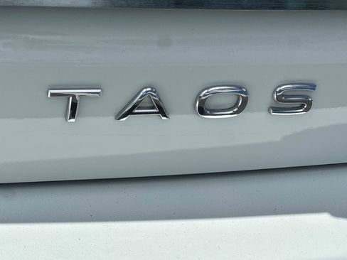 Used 2024 Volkswagen Taos S FWD image 27