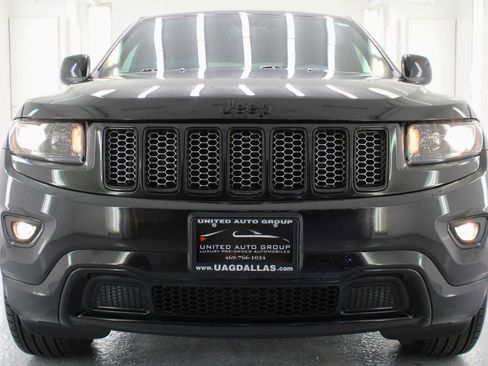 Used 2015 Jeep Grand Cherokee Altitude image 26