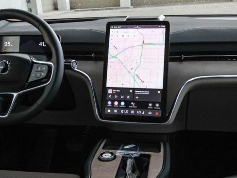 New 2025 Volvo EX90 Plus image 18