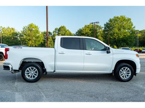 Used 2026 Chevrolet Silverado 1500 RST AWD/4WD image 9