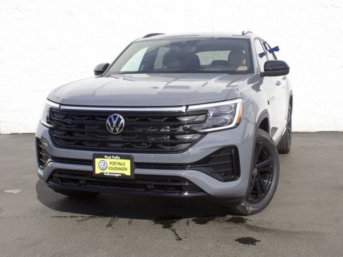 New 2026 Volkswagen Atlas Cross Sport SEL R-Line AWD/4WD image 3