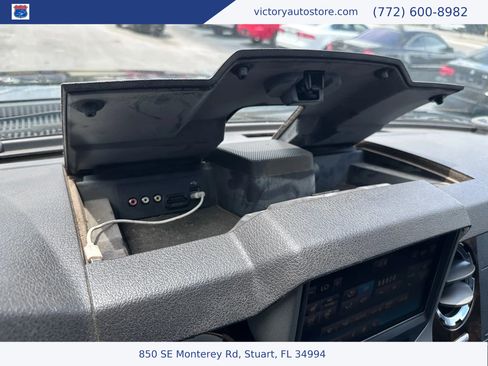 Used 2016 Ford F350 Platinum w/ FX4 Off-Road Package image 31