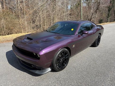Used 2021 Dodge Challenger R/T Scat Pack image 2