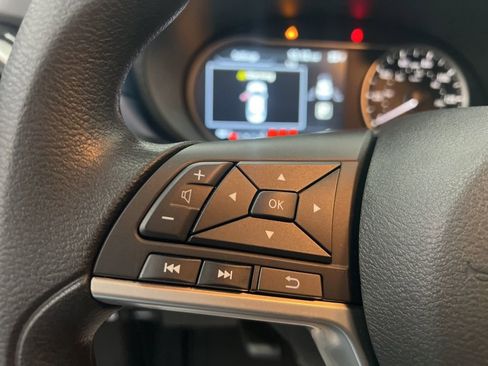 New 2025 Nissan Versa SV image 39