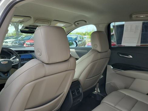 Used 2023 Cadillac XT4 Premium Luxury w/ Enhanced Visibility Package FWD image 14